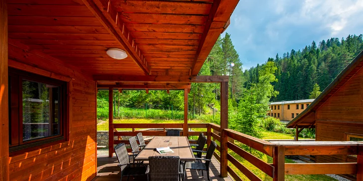 Lopušná Dolina pod Tatrami: pobyt v pokojích nebo chatce s wellness a možností stravování