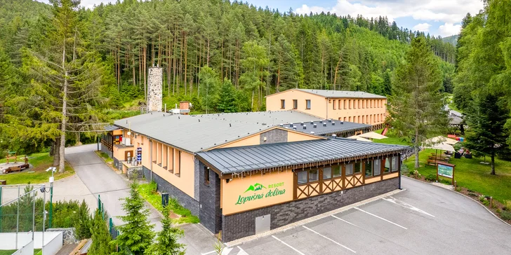 Lopušná Dolina pod Tatrami: pobyt v pokojích nebo chatce s wellness a možností stravování