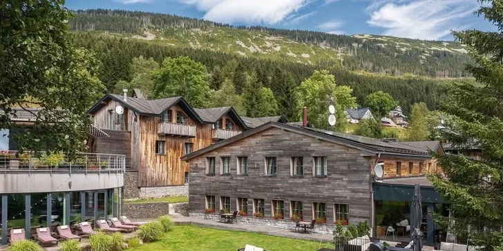 Hurá do Špindlu: 3* horský hotel Olympie se snídaní, wellness a vyžití pro děti, sjezdovky