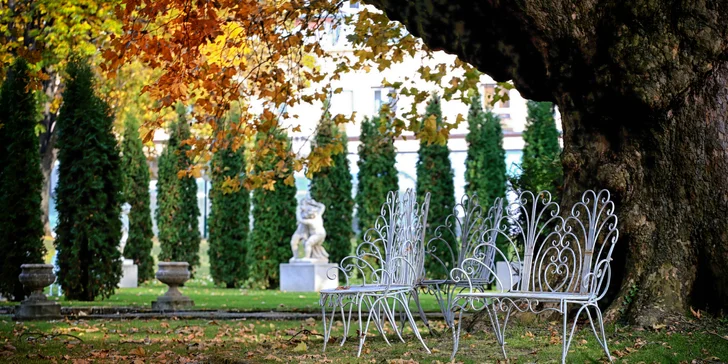 Pobyt ve 4* lázeňském hotelu v Piešťanech: polopenze, neomezené sauny a bazény i minerální koupel