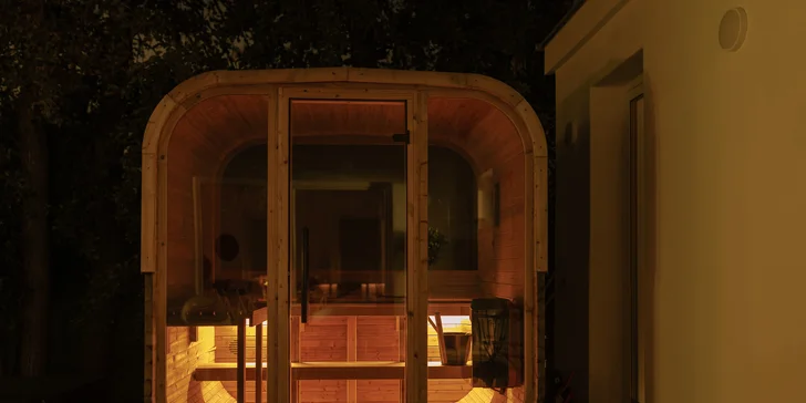 Privátní wellness apartmán od 15 do 22 h: sauna, bazén i spa s vířivkou jen pro vás dva