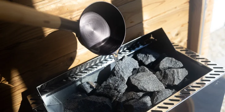 Privátní wellness apartmán od 15 do 22 h: sauna, bazén i spa s vířivkou jen pro vás dva