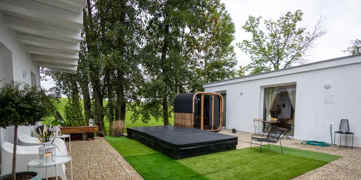 Privátní wellness apartmán od 15 do 22 h: sauna, bazén i spa s vířivkou jen pro vás dva