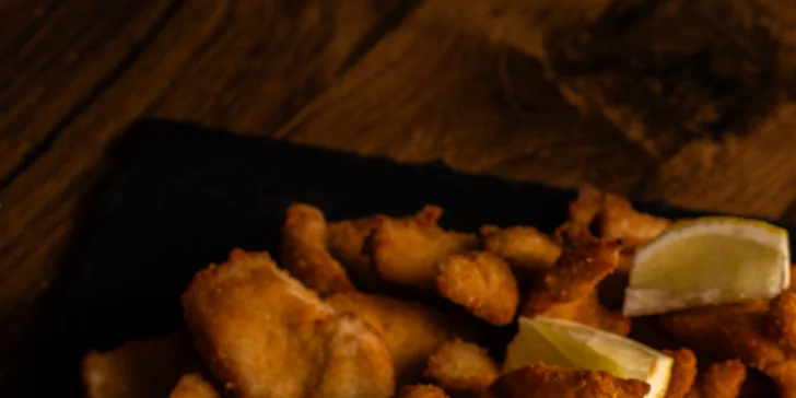 Půl kila nebo celé kilo řízečků z kuřecího i vepřového masa