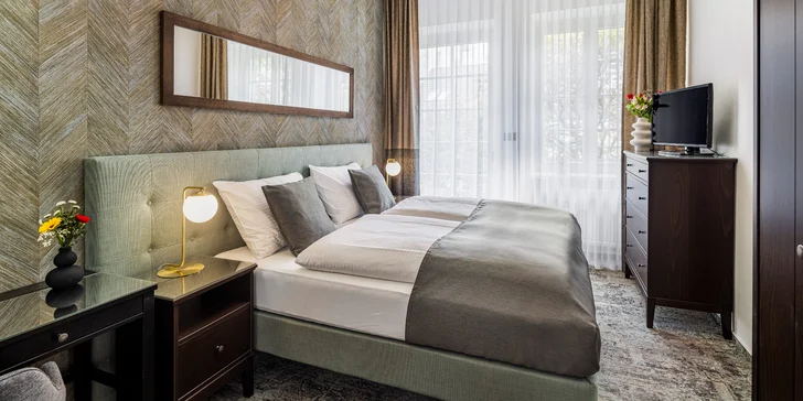 Trendy hotel v centru lázeňského města Piešťany: snídaně či polopenze i pivní wellness