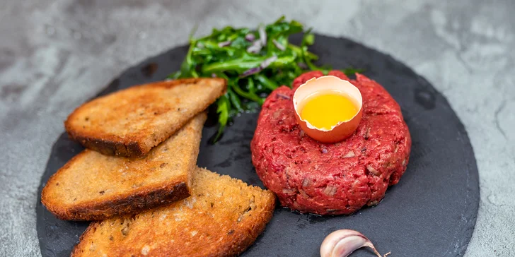 Otevřené vouchery na pokrmy i nápoje z vyhlášené české restaurace Naše Farma