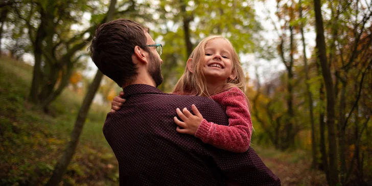 Profesionální rodinné či portrétní focení v přírodě či městě: 8 snímků