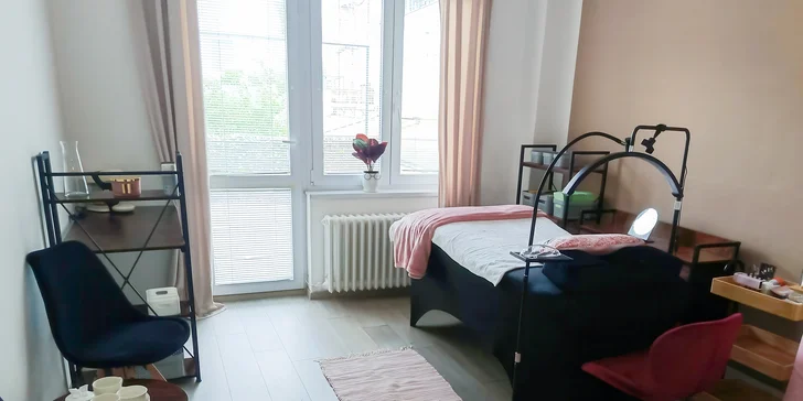 Dokonalý pohled: barvení řas, lash lifting i laminace v salonu v centru Zlína