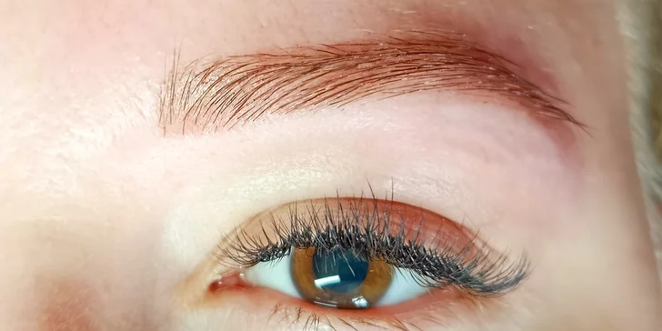 Dokonalé obočí díky laminaci, barvení nebo microbladingu