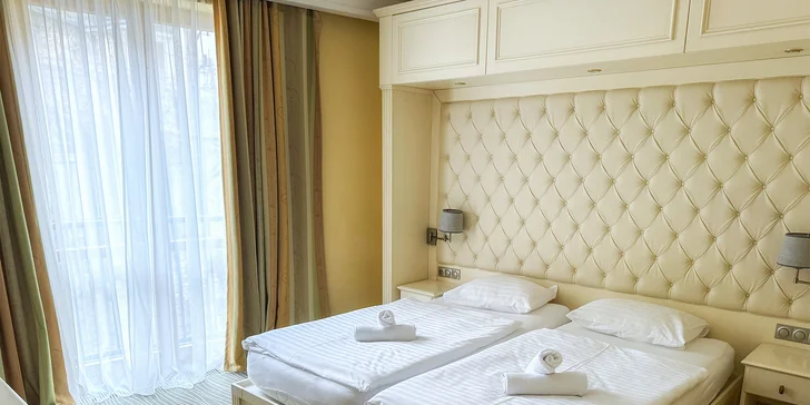 Relax ve Varech u kolonády: 4* hotel s polopenzí, wellness i procedurami