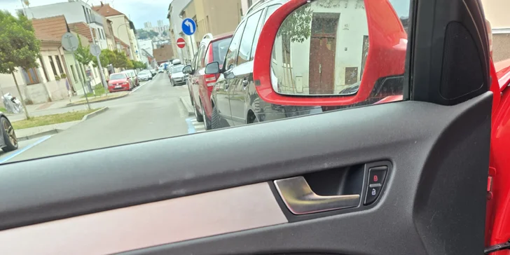 Mobilní čištění auta ve vaší lokalitě: interiér, exteriér nebo obojí