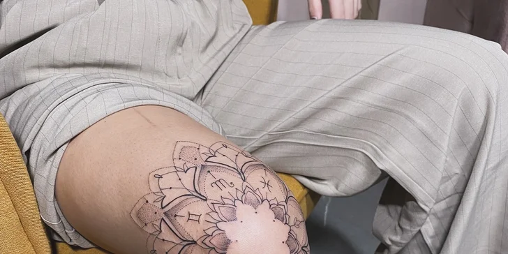 Tetování: mini do 3 cm nebo libovolné v hodnotě 1 000 nebo 2 000 Kč