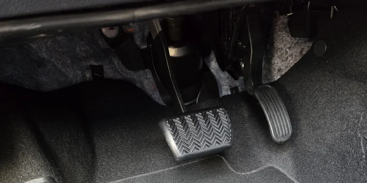 Mobilní čištění auta ve vaší lokalitě: interiér, exteriér nebo obojí