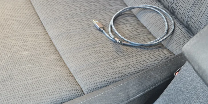 Mobilní čištění auta ve vaší lokalitě: interiér, exteriér nebo obojí