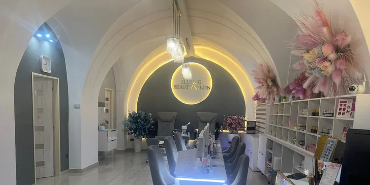 Permanentní make-up rtů i obočí pudrovou metodou či stínováním