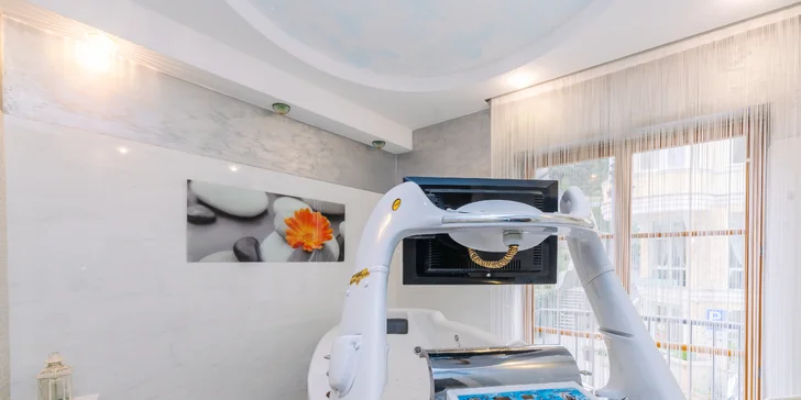 Relax ve Varech u kolonády: 4* hotel s polopenzí, wellness i procedurami