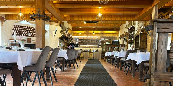 Pobyt na břehu Oravské přehrady v prostředí vyhlášeného Slanického dvora s privátním wellness