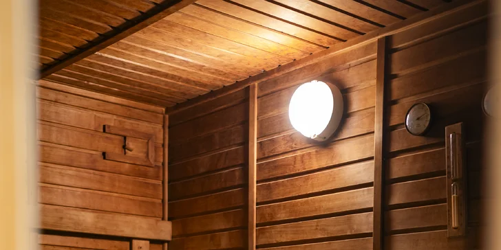 4* pobyt v moderní pražské čtvrti: hotel se snídaní, wellness i fitness, karta výhod