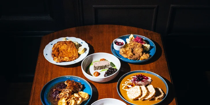 Tříchodové menu podle výběru z celého jídelního lístku U Zlaté konve pro 1 nebo 2 osoby