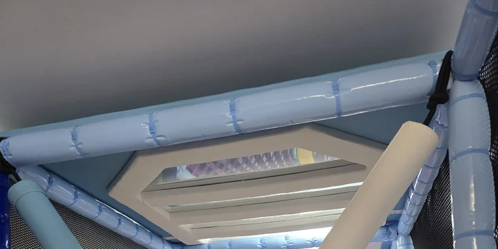 Zábava a relax: vstupy do dětské herny pro děti i dospělé s nápoji a pizzou