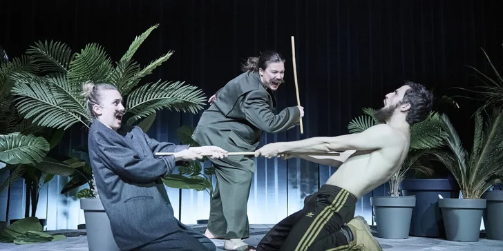 Voucher na 1 vstupenku do Divadla v Dlouhé na představení dle výběru