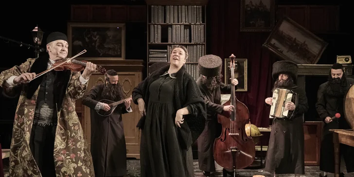 Voucher na 1 vstupenku do Divadla v Dlouhé na představení dle výběru