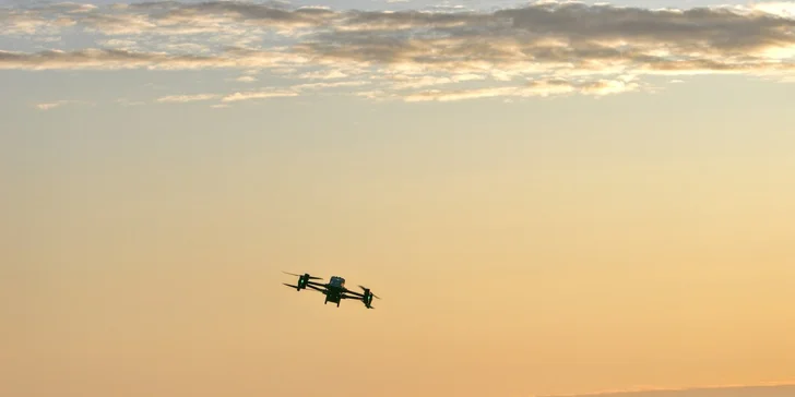 Kurz pro létání s dronem: příprava na oficiální pilotní průkaz