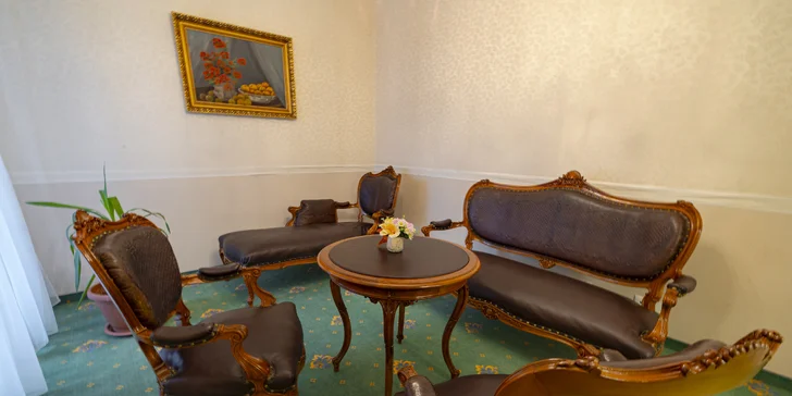 Romantický pobyt na zámku na západě Slovenska: snídaně i polopenze, vstupy do muzea