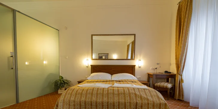 Romantický pobyt na zámku na západě Slovenska: snídaně i polopenze, vstupy do muzea