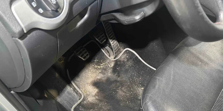 Čištění interiéru vč. tepování nebo čištění kůže: všechny velikosti auta