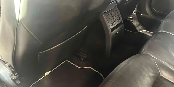 Čištění interiéru vč. tepování nebo čištění kůže: všechny velikosti auta