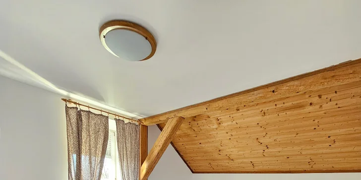 České Švýcarsko: útulný penzion se snídaní i možnost procházky s oslíky