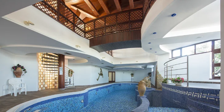 Dovolená v srdci Vysokých Tater: snídaně a bazén i program pro děti