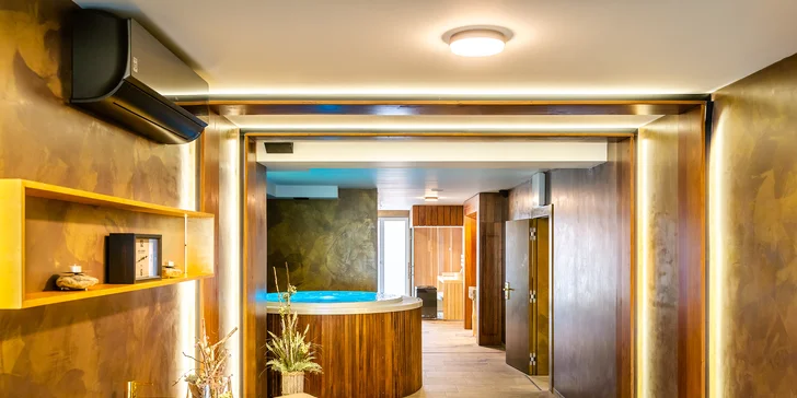 Pobyt v Posázaví: strava, veřejné i privátní wellness, plný minibar i večeře při svíčkách