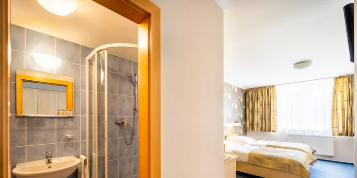 Pobyt v Posázaví: strava, veřejné i privátní wellness, plný minibar i večeře při svíčkách