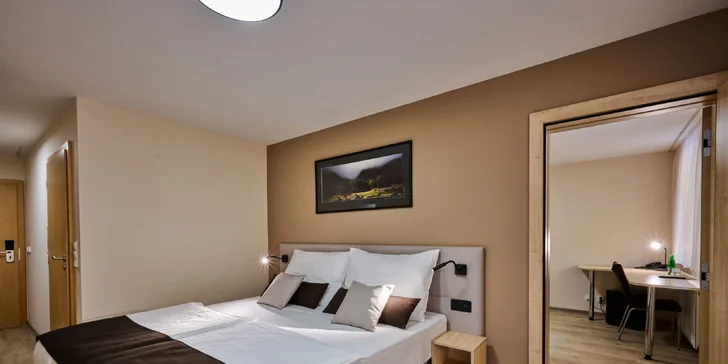 Pobyt v Posázaví: strava, veřejné i privátní wellness, plný minibar i večeře při svíčkách