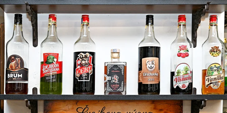 Zdolejte Švejkovu výzvu: 7 tradičních českých destilátů pro 1 či 2 osoby