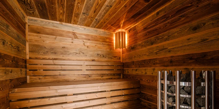 Zrekonstruovaná chaloupka pod Lysou horou, vč. sauny, vířivky i grilu, až pro 6 osob