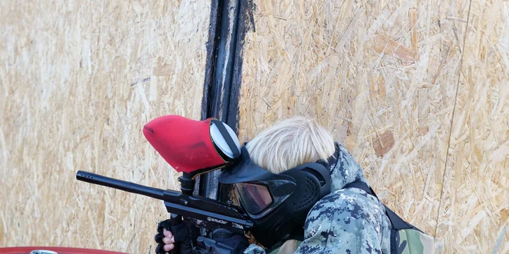 Akční bitva na 3 000 m²: paintball v městské aréně Nechanice pro 1–10 osob