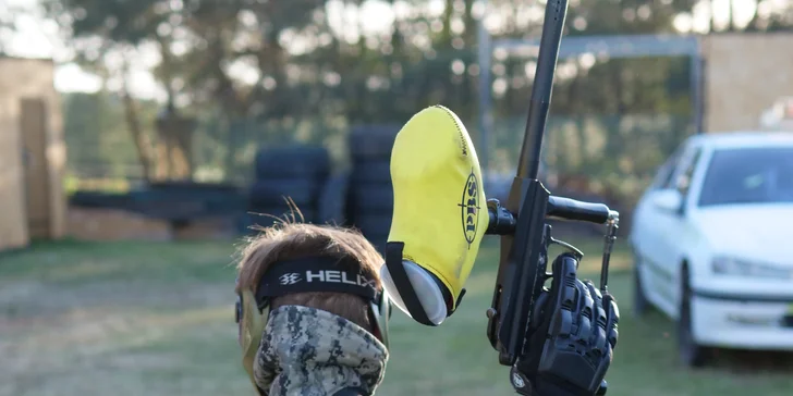 Akční bitva na 3 000 m²: paintball v městské aréně Nechanice pro 1–10 osob