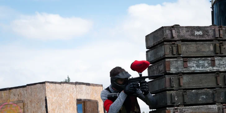Akční bitva na 3 000 m²: paintball v městské aréně Nechanice pro 1–10 osob