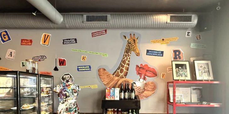 Nápoj a dort podle výběru nebo kolážování v kreativní kavárně pro 1 nebo 2 osoby