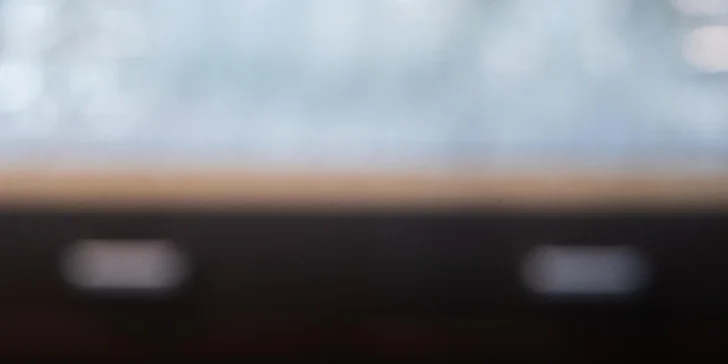 Nápoj a dort podle výběru nebo kolážování v kreativní kavárně pro 1 nebo 2 osoby