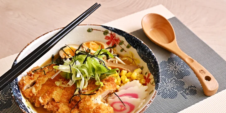 Cesta Japonskem: tradiční japonské menu s ramenem v Mako Restaurant, pro 2 osoby