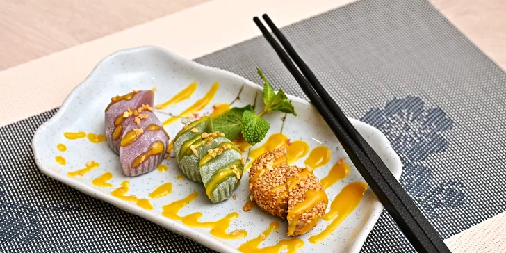 Cesta Japonskem: tradiční japonské menu s ramenem v Mako Restaurant, pro 2 osoby