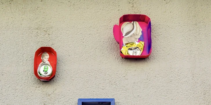 Nápoj a dort podle výběru nebo kolážování v kreativní kavárně pro 1 nebo 2 osoby