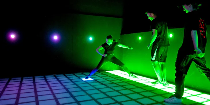 Vstup do největšího pixel game centra v Praze: 30 či 60 min. až pro 6 hráčů