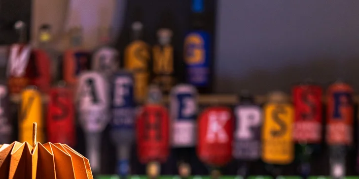 Výborné pití a unikátní prostor: koktejly, káva i nealko drinky v Collage café bar