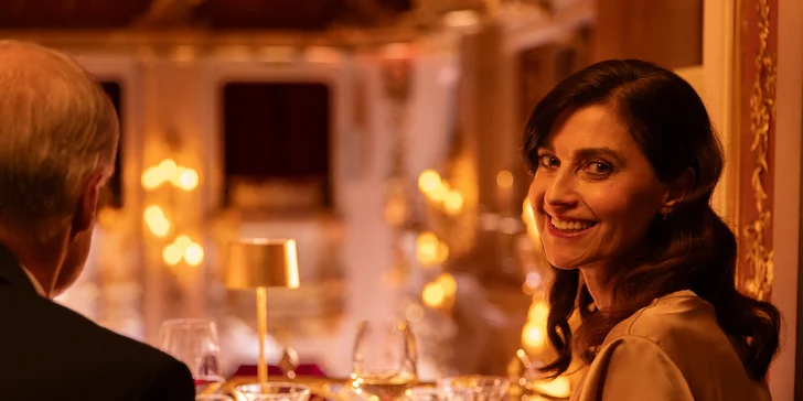 Tříchodové menu, nápoje a koncert Mozartovy hudby v krásném sále Boccaccio