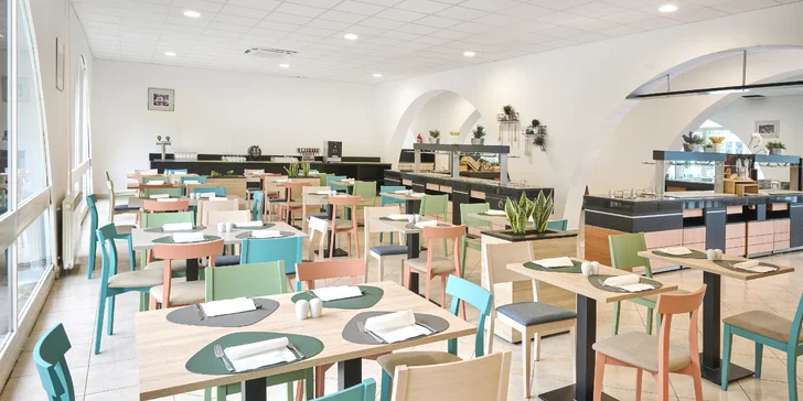 Dovolená na ostrově Krk: 3* hotel kousek od pláže, strava i 2 děti do 9,99 let zdarma